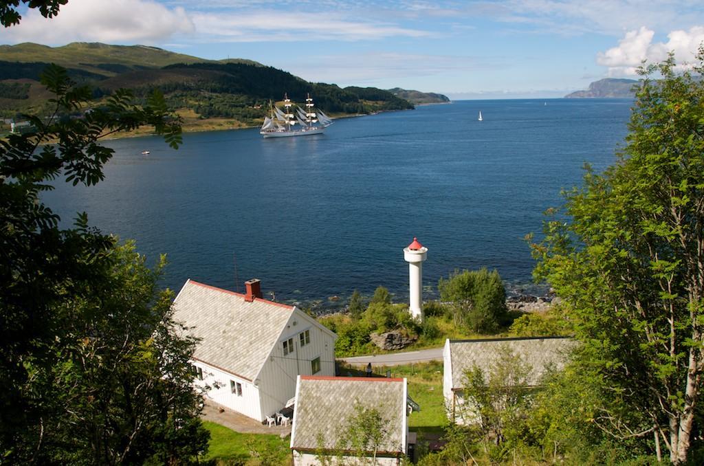 Bed and Breakfast Ulvesund Fyr Raudeberg Экстерьер фото